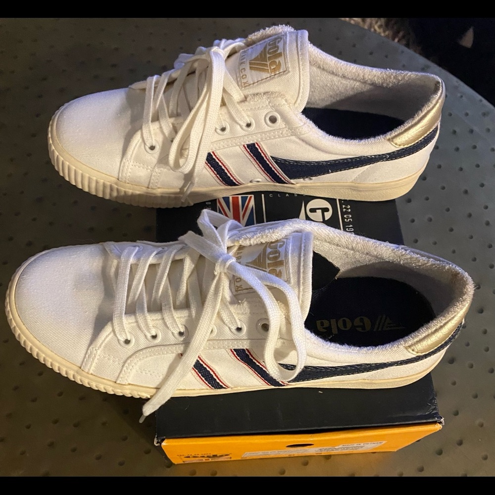 New with box Gola white sneakers, size 10